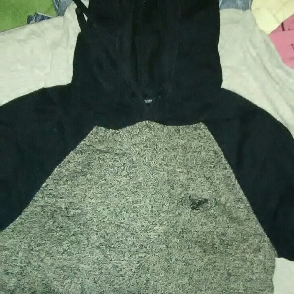 American eagle sweater